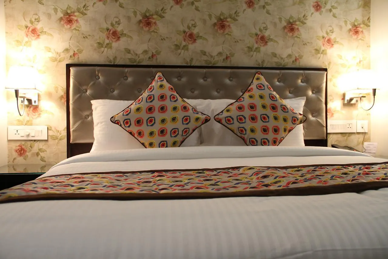 Hotel The Zodiac Sohāna